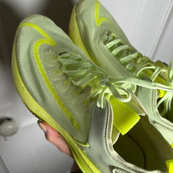 Nike Women’s Zoom Double Stacked in Volt size 9 - Picture 2 of 14